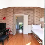 Contempora - Charming Liberty-style With Garden And Parking Near Life Милан