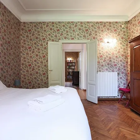 Contempora - Charming Liberty-style With Garden And Parking Near Life Vila *