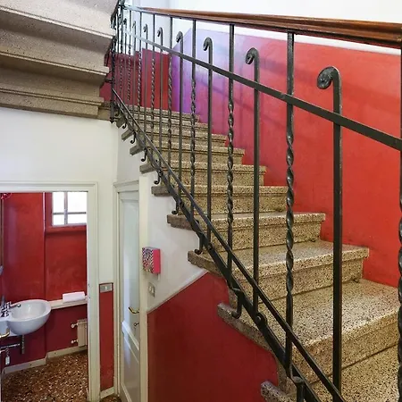 Contempora - Charming Liberty-style With Garden And Parking Near Life Vila Milán