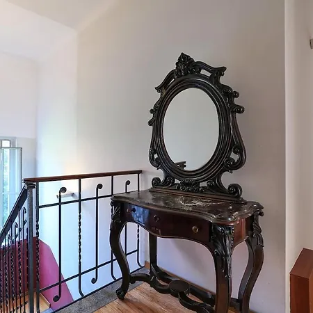 Contempora - Charming Liberty-style With Garden And Parking Near Life Vila